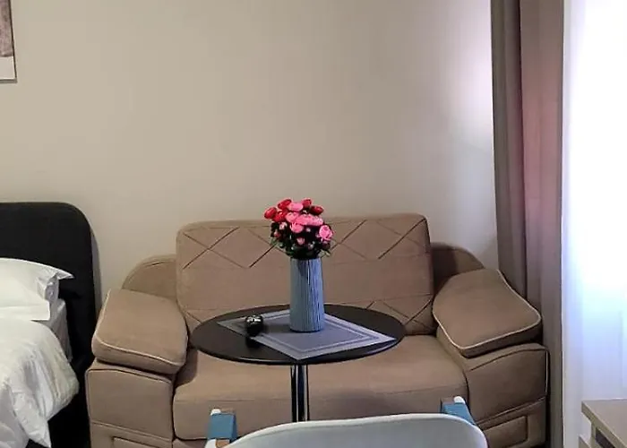 Bazar 4 Mini Apartament